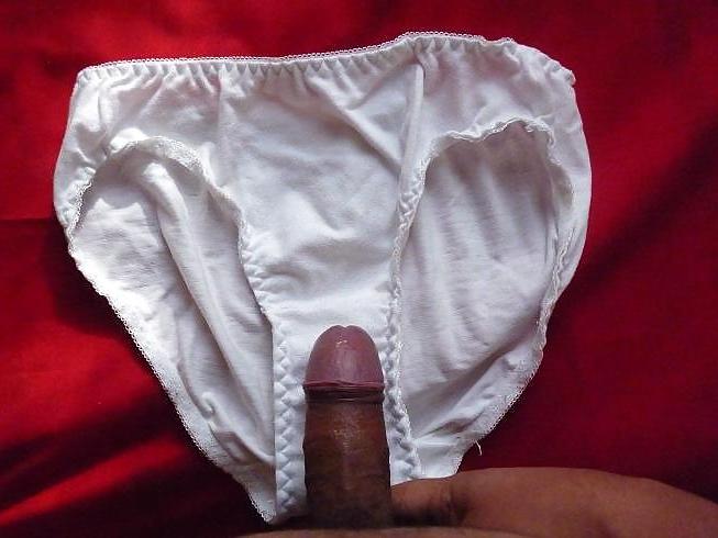 4P MASTURBATE OVER PANTY GIRL