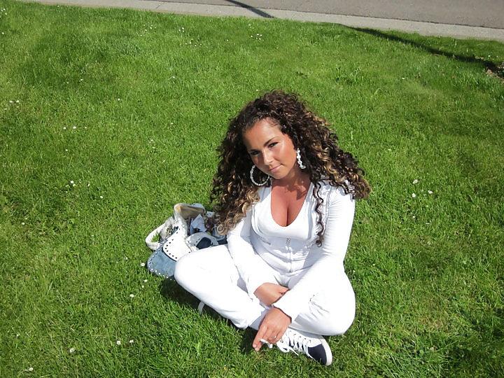 25P Hot sexy mom with perfect boobs