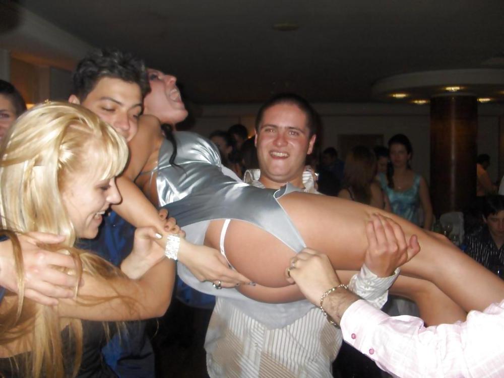 25P Upskirt White Panties