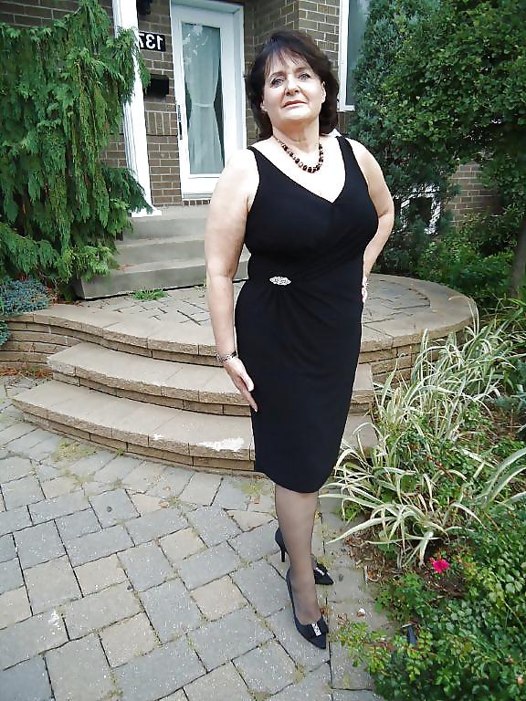 13P Mature DOMME lesbian