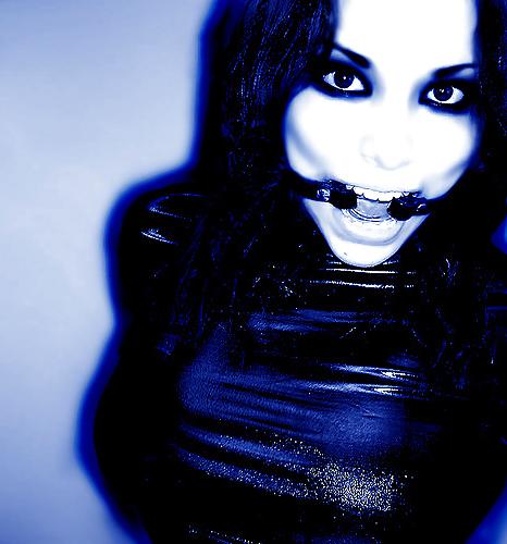 6P Are you a whore thatlikes to be gagged?