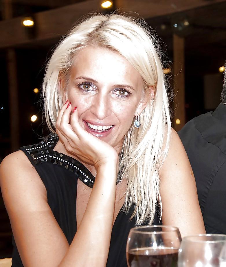 18P HOT SEXY BLONDES YOU COULD CUM OVER