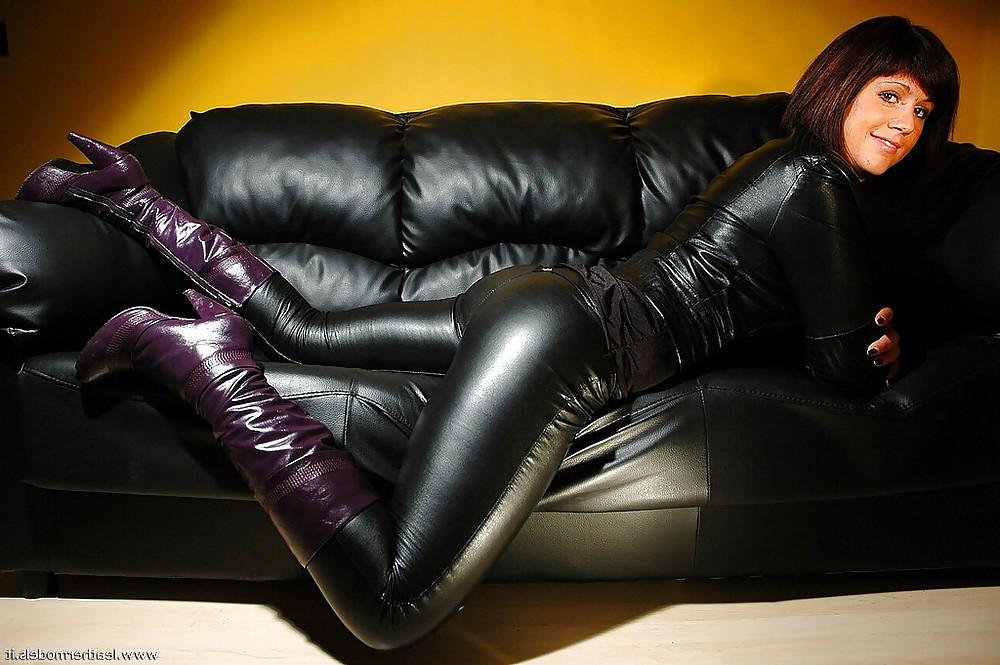25P Shiny leggings2