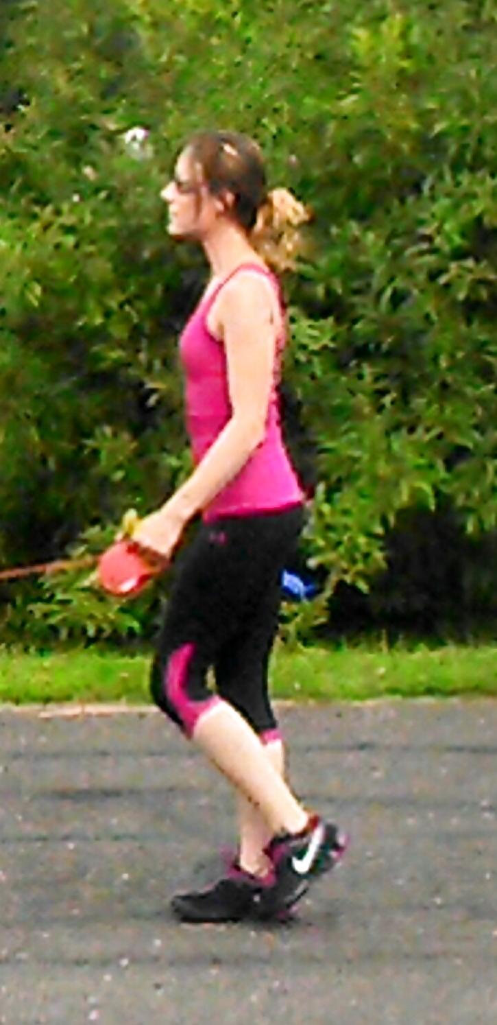 25P Girls in their summer clothes