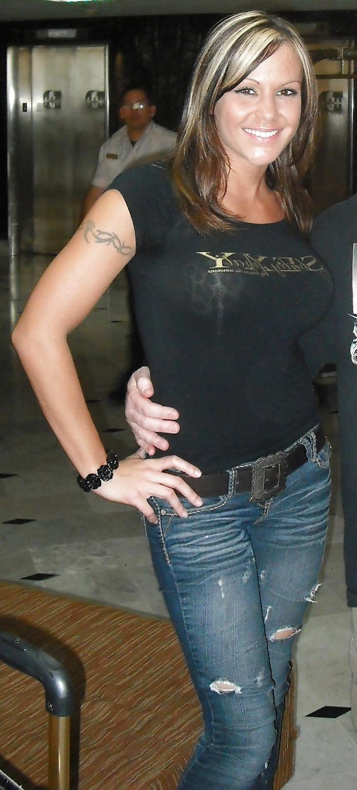 12P Candid Women (non nude) 2
