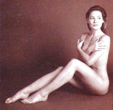 16P Shirley bousquet (camera cafe)