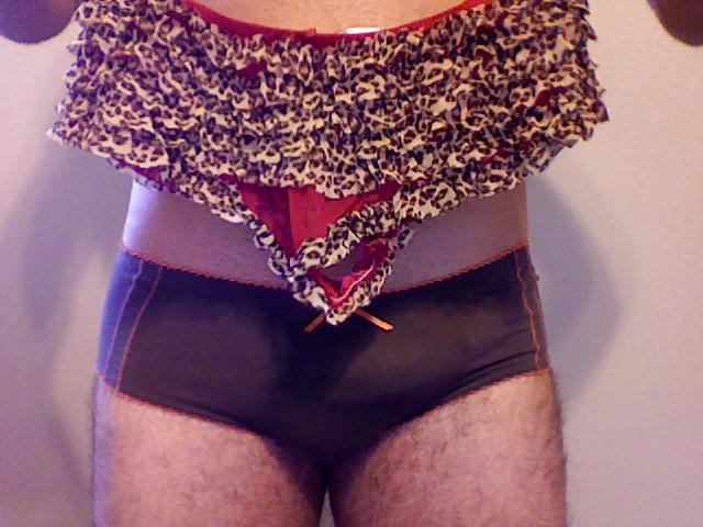 25P My Sisters Panties - 30 Years Old