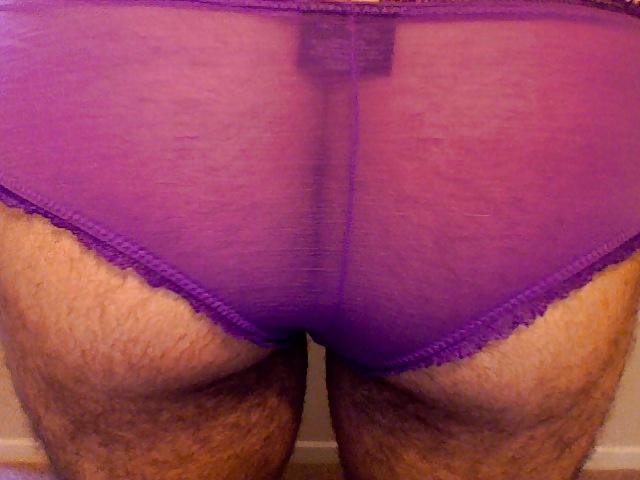 25P My Sisters Panties - 30 Years Old