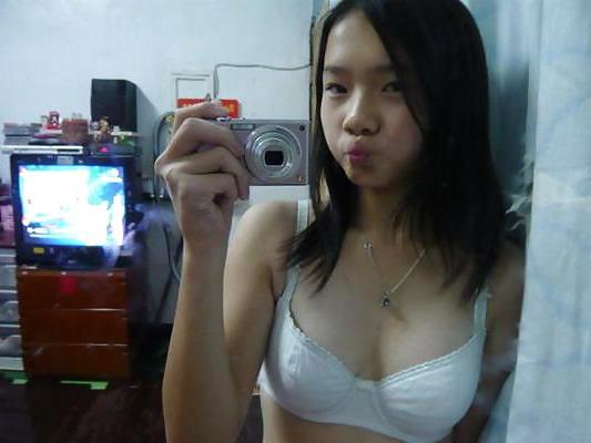 8P Asia Girl Show