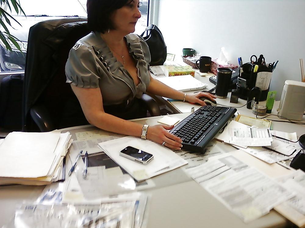 24P Mom at work