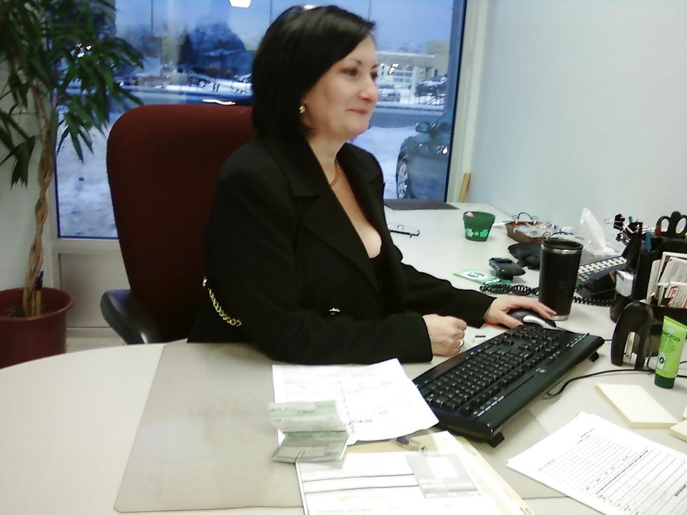 24P Mom at work