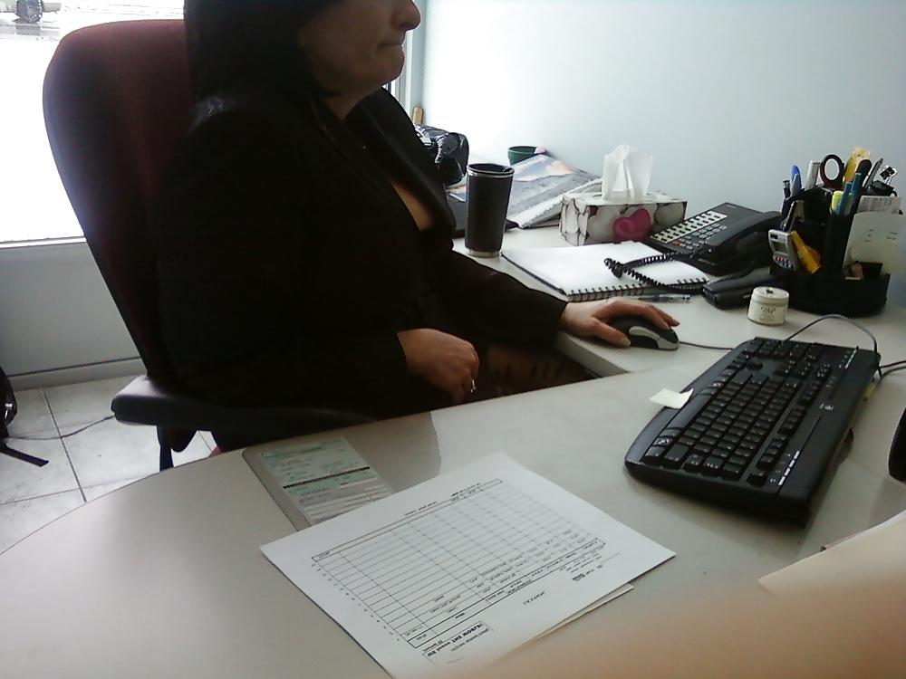 24P Mom at work