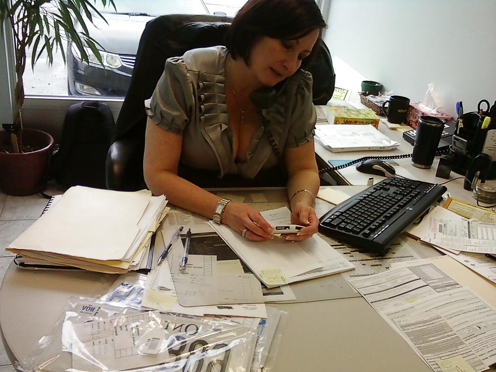 24P Mom at work