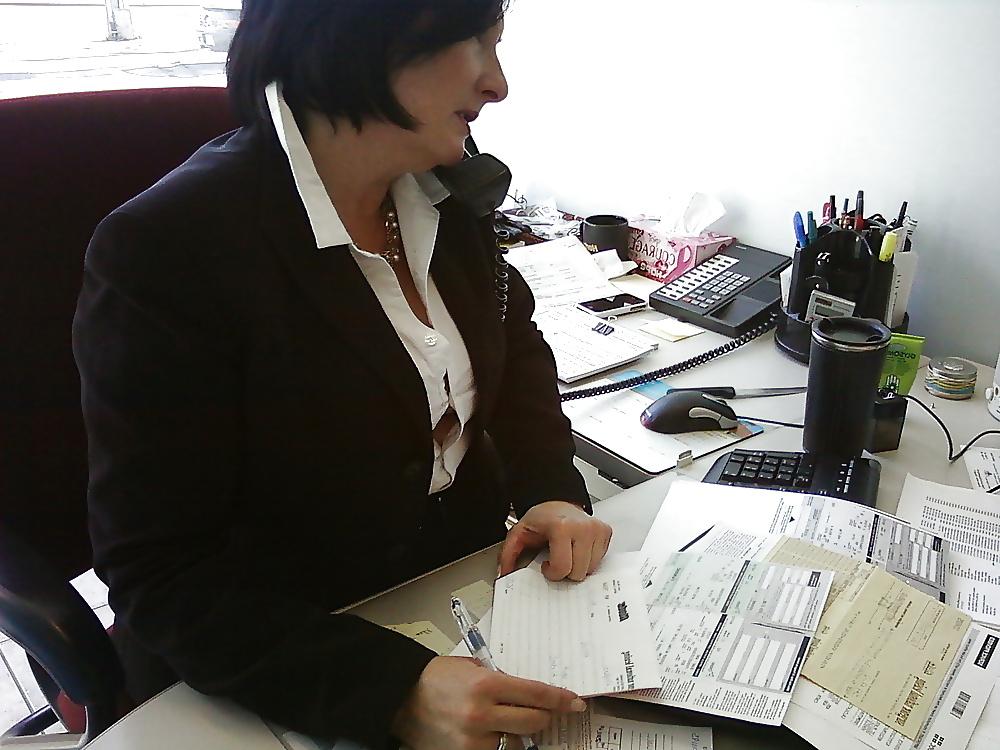 24P Mom at work
