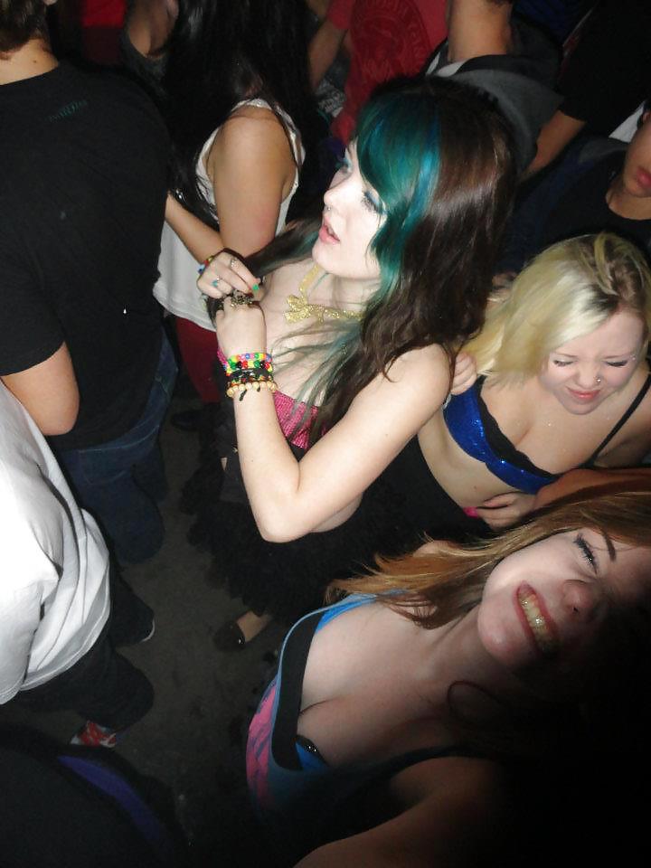 25P Facebook Cam Whores #2