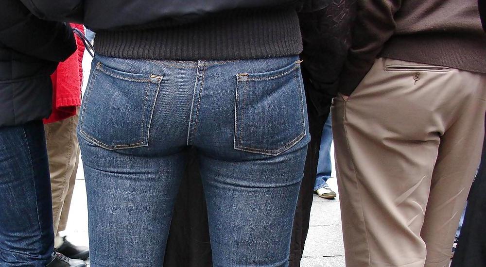 23P Visible Panty Lines 2 VPL