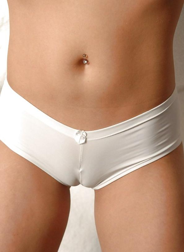 25P Camel Toe...