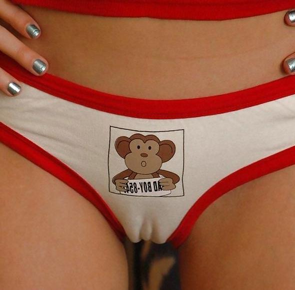 25P Camel Toe...
