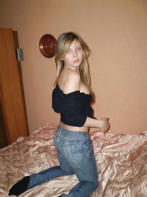 25P Queens in Jeans LXXVIII