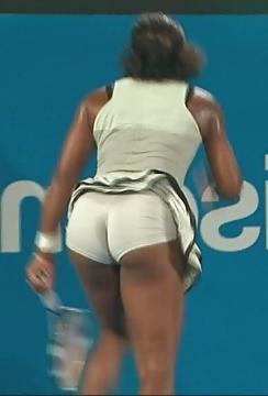 24P Serena Williams Hot
