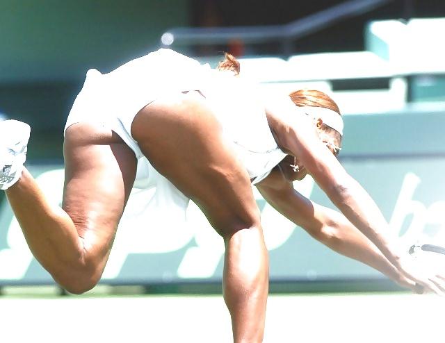 24P Serena Williams Hot