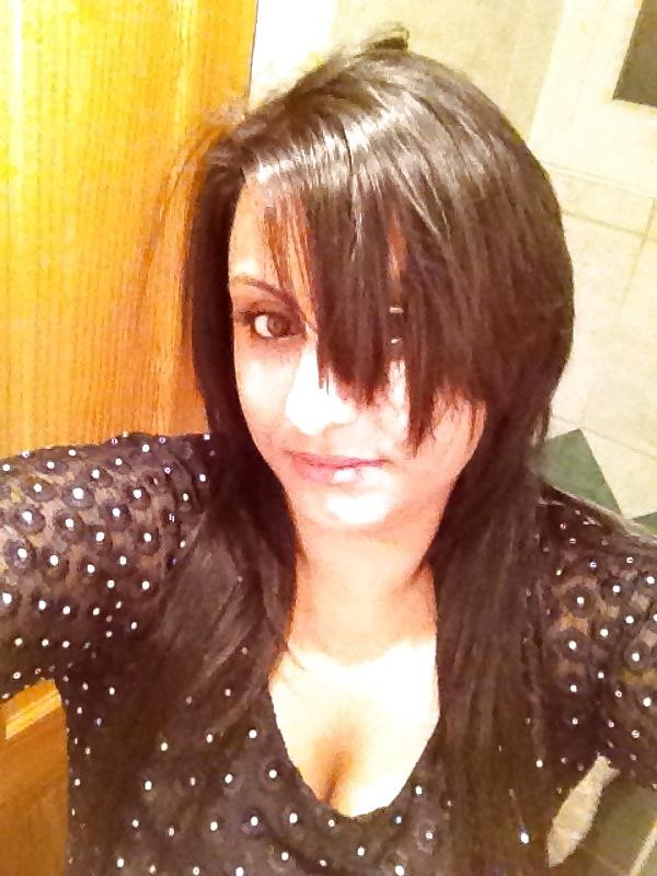 18P Voyeur Girls Showing Off