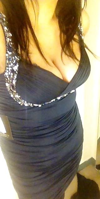 18P Voyeur Girls Showing Off