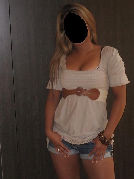 19P Candid hot ass 
