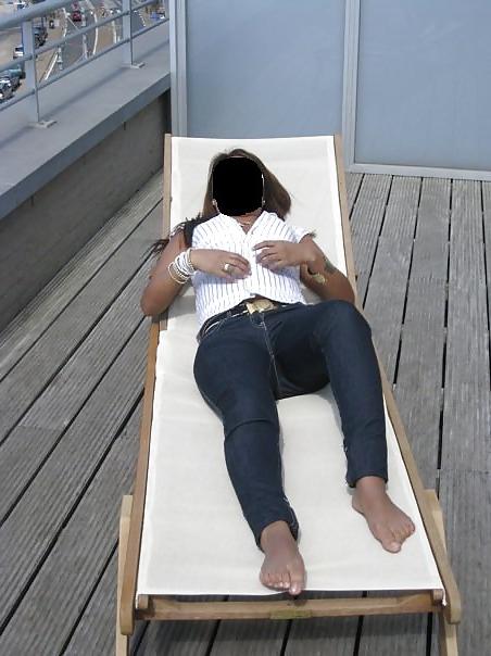 19P Candid hot ass 