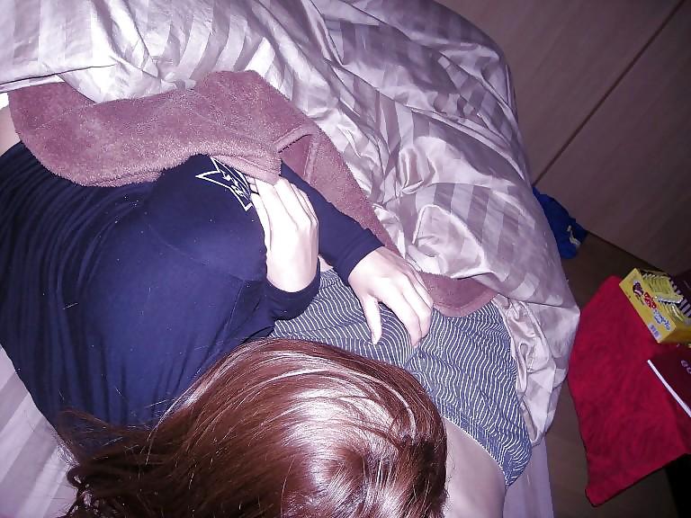 10P Young japanese slut does it for some cash