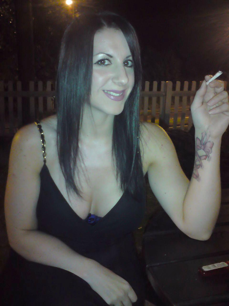 25P Outdoor In Car At Pub 