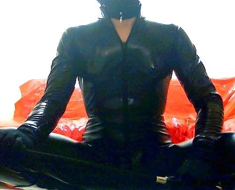 10P Fetish domina