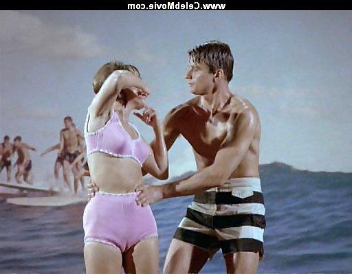 11P Sally Fields as Gidget Camel toe
