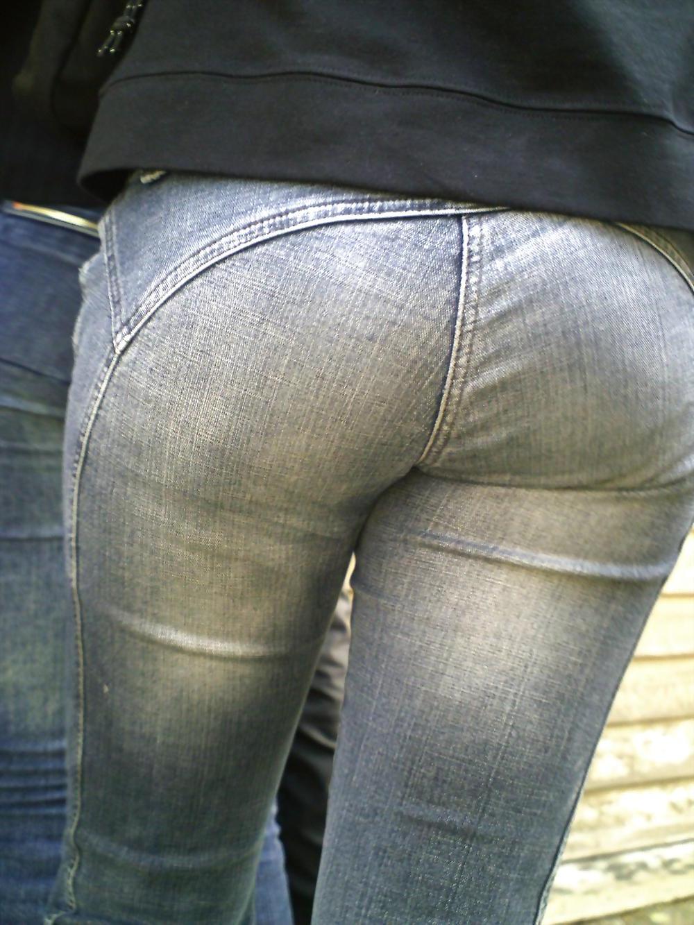 19P Jeansassgirlies