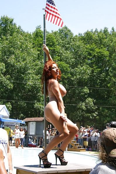 25P Perfect Redhead Stripper 2