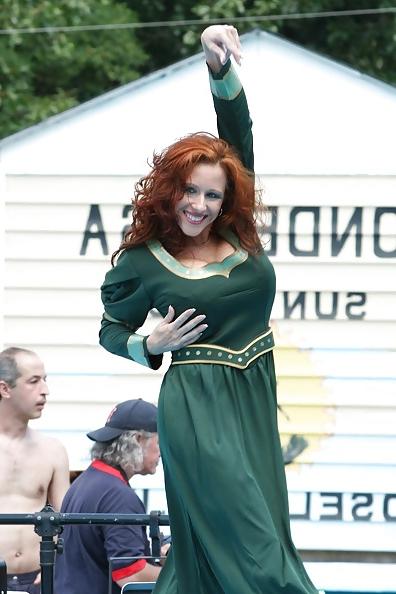 25P Perfect Redhead Stripper 2