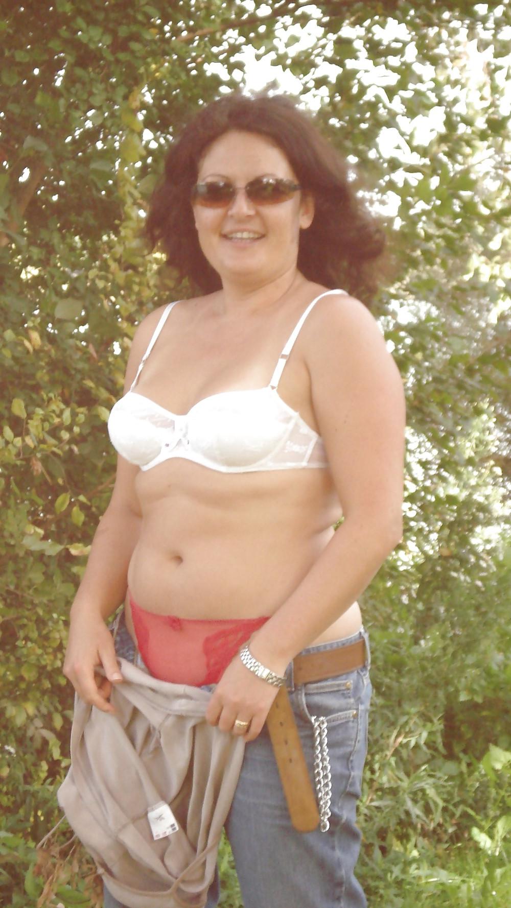 25P Couple - Hairy Wife