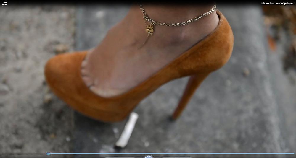 6P Hot upskirt hooker in microskirt (julie skyhigh)