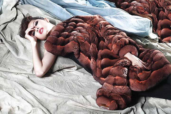 25P Fuck me in a fur coat honey