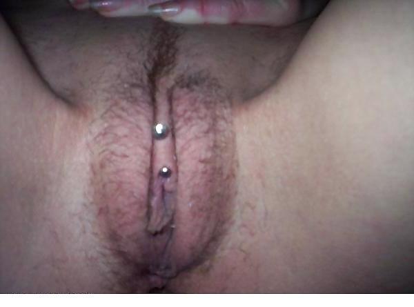 10P Mature goth hooker