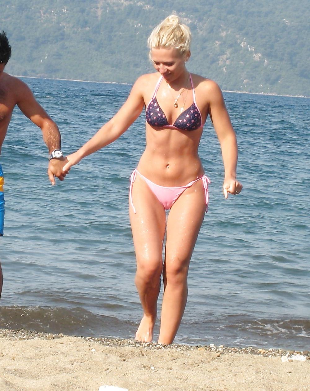 25P Bikini Camel-Toe mix #1