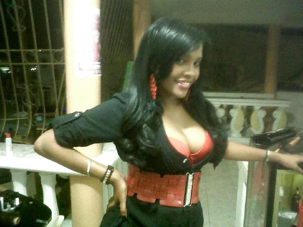 12P Dominican girl: Alicia