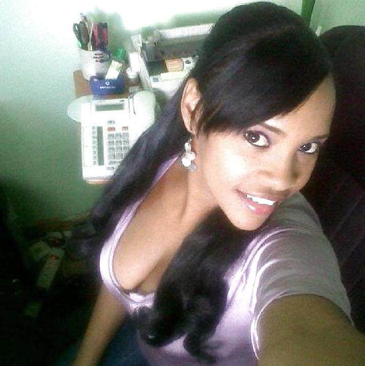 12P Dominican girl: Alicia