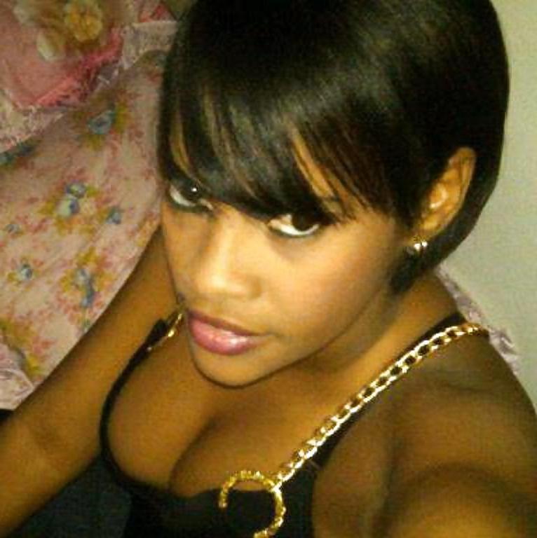 12P Dominican girl: Alicia