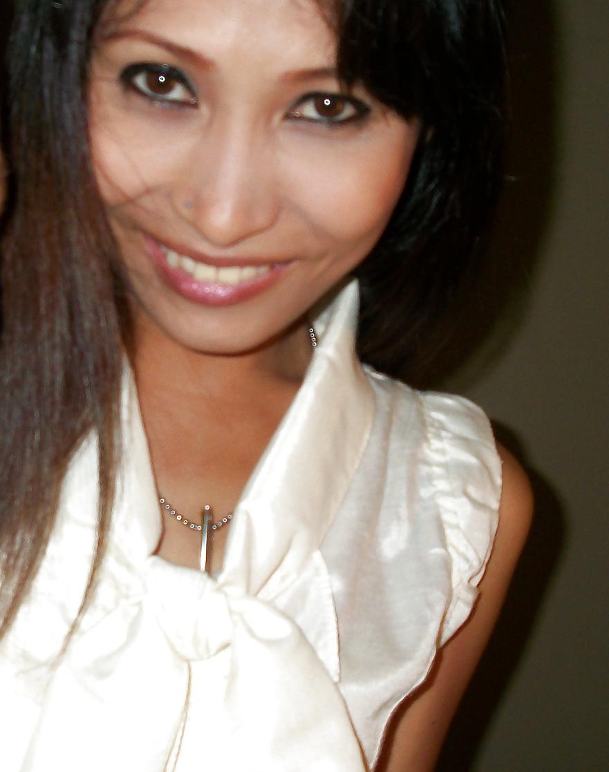 9P Couple hookers and a hot ladyboy i rented =)