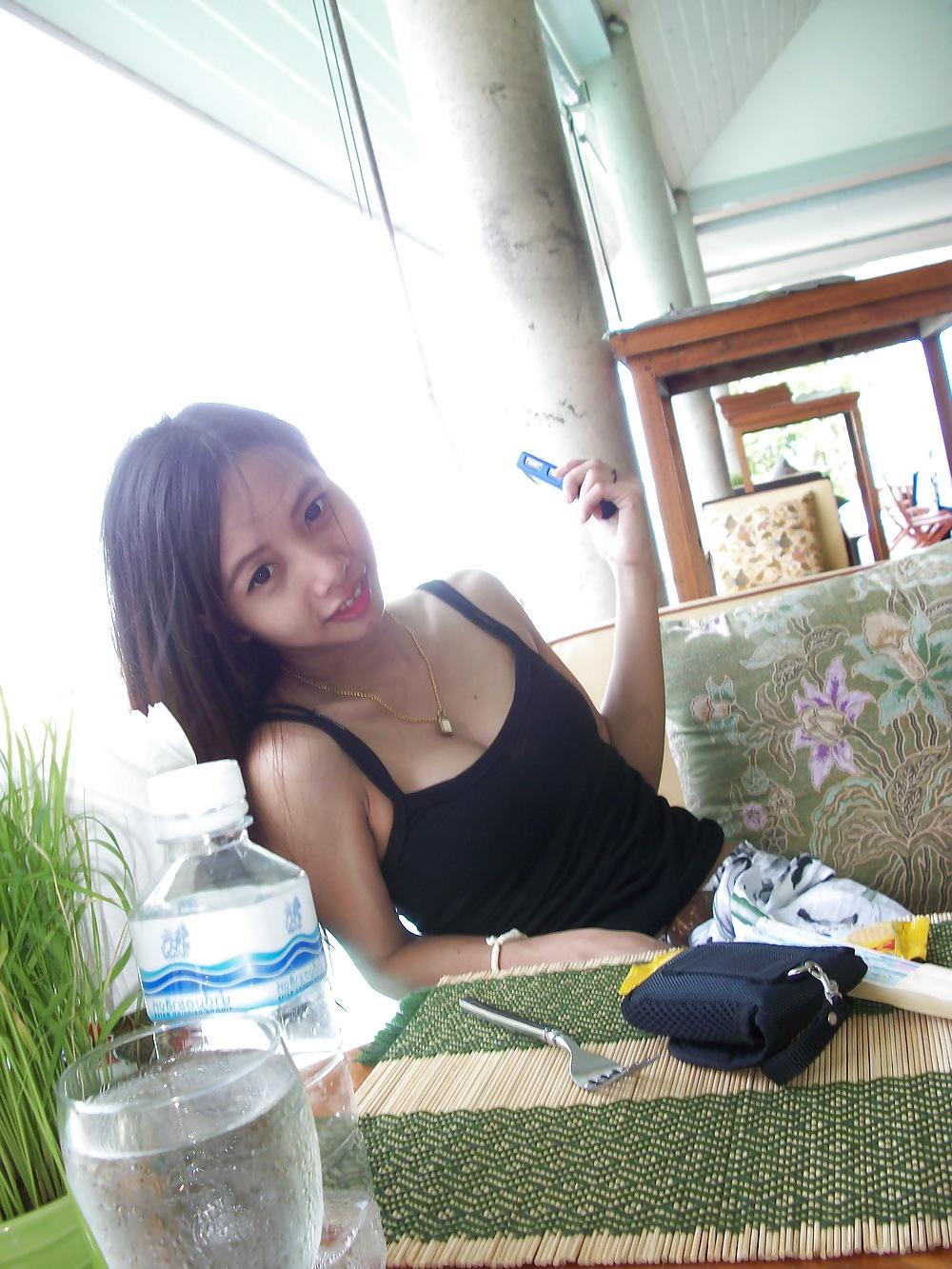 9P Couple hookers and a hot ladyboy i rented =)