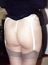 9P Ask a woman to show you her bum and get some cheeky results