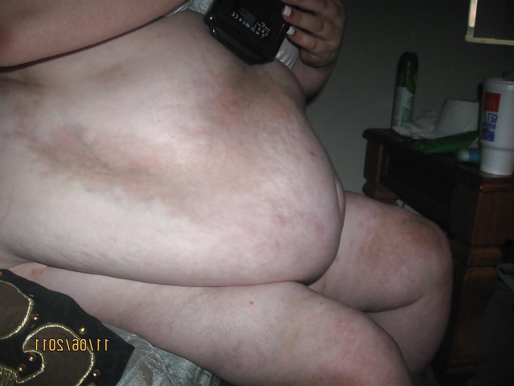 14P My sexy bbw wife belly