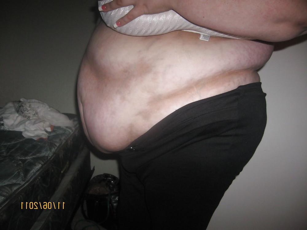 14P My sexy bbw wife belly