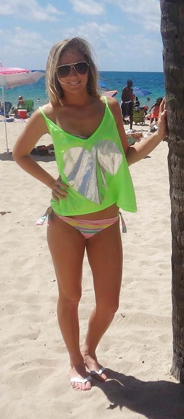 25P Perfect teen ass, bikini, skirt, heels